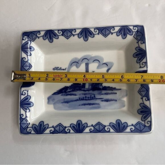 Delft Blue Designed by Otis Ashtray Trinket Dish - Picture 4 of 6